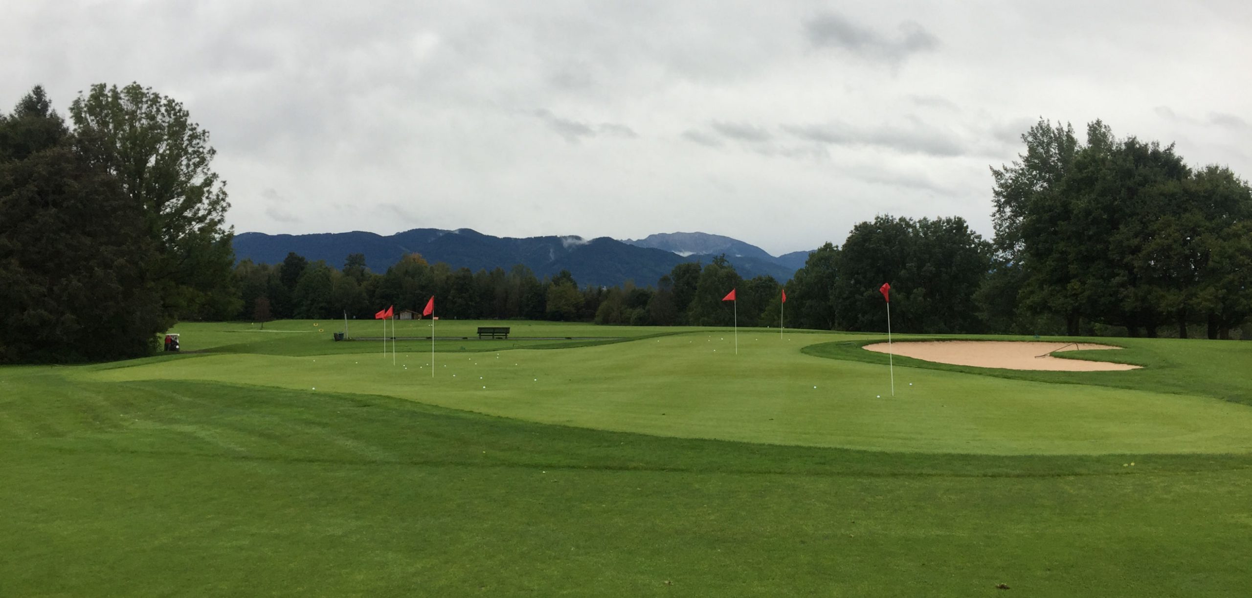 Golftraining und Zeit für sich auf der Driving-Range im Golfclub Beuerberg
